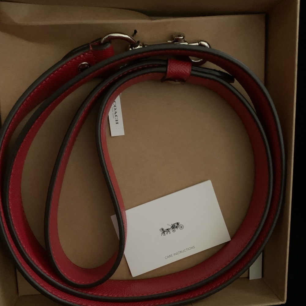 COACH LARGE PET LEASH